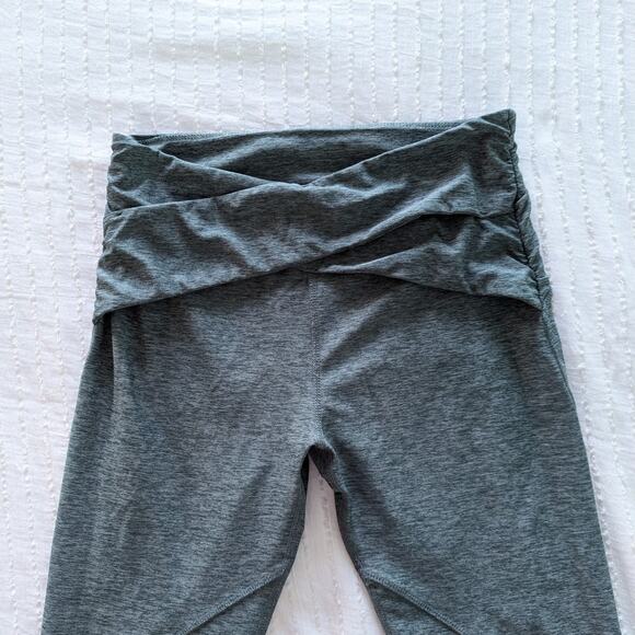 Free People Criss Cross Dark Green Heathered Leggings size Small - Picture 2 of 4
